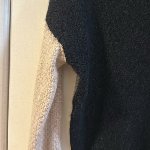 Label and Thread colorblock (black, pink, tan, grey) cashmere sweater XS - Picture 4 of 6